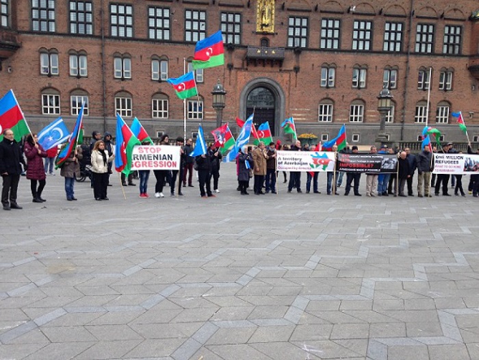  Rally to support Azerbaijani army held in Copenhagen